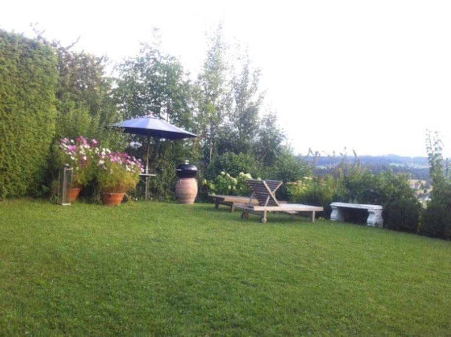 Charmantes Landhaus Mit Garten Und Traumhaftem Fernblick Thal  Экстерьер фото
