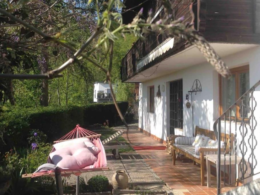 Charmantes Landhaus Mit Garten Und Traumhaftem Fernblick Thal  Экстерьер фото